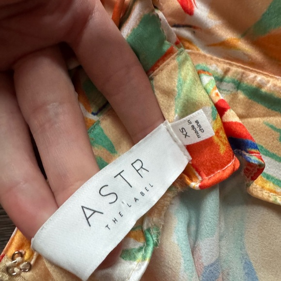 ASTR the label Antila Floral Dress - Picture 8 of 8